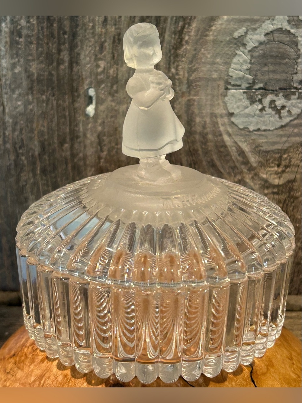 Vintage Goebel Hummel/Avon 1993 Frosted Lidded Trinket Box